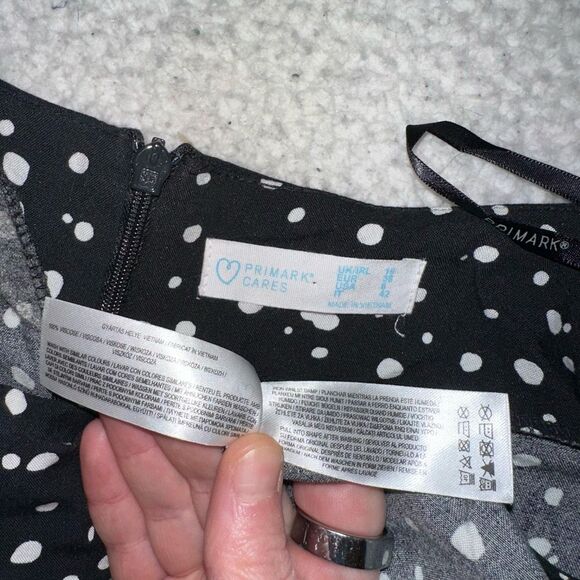 Primark Size 6 Midi Length Womens Skirt with Slits Black White Polka Dots NWOT - Picture 4 of 5